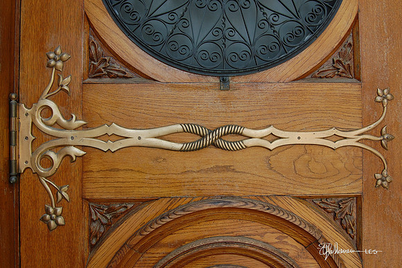 SLC Door Hinge